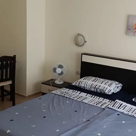 Negresko Family Apartment *